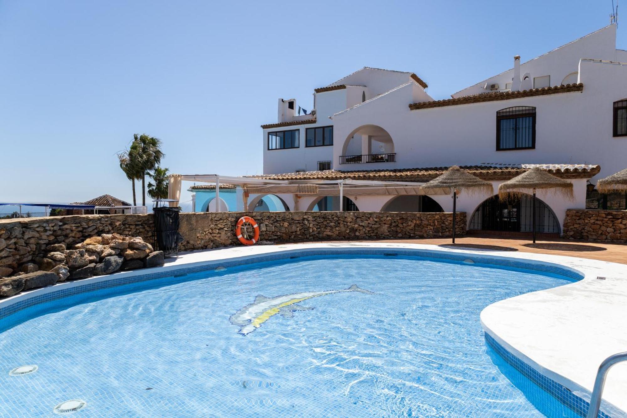 Capistrano Village B, 1 Bedroom + Free Wi-Fi Nerja Exterior foto